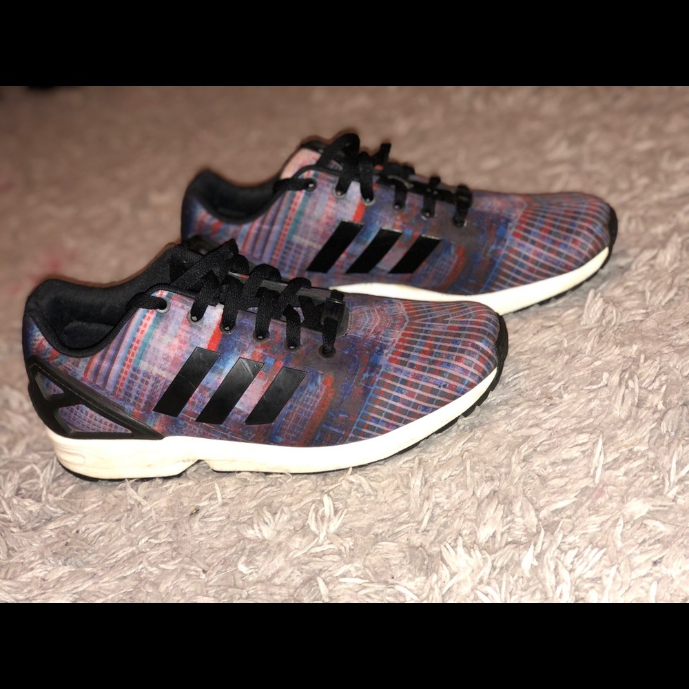 Zx flux adidas size 10.5